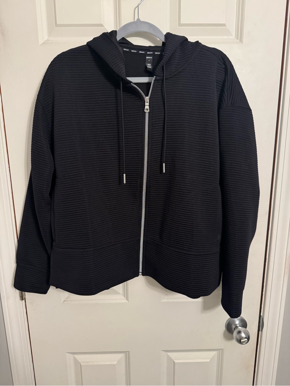 DKNY Women’s Zip-up Sz. Lg